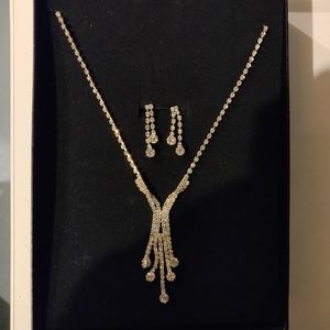 Costume jewelry set